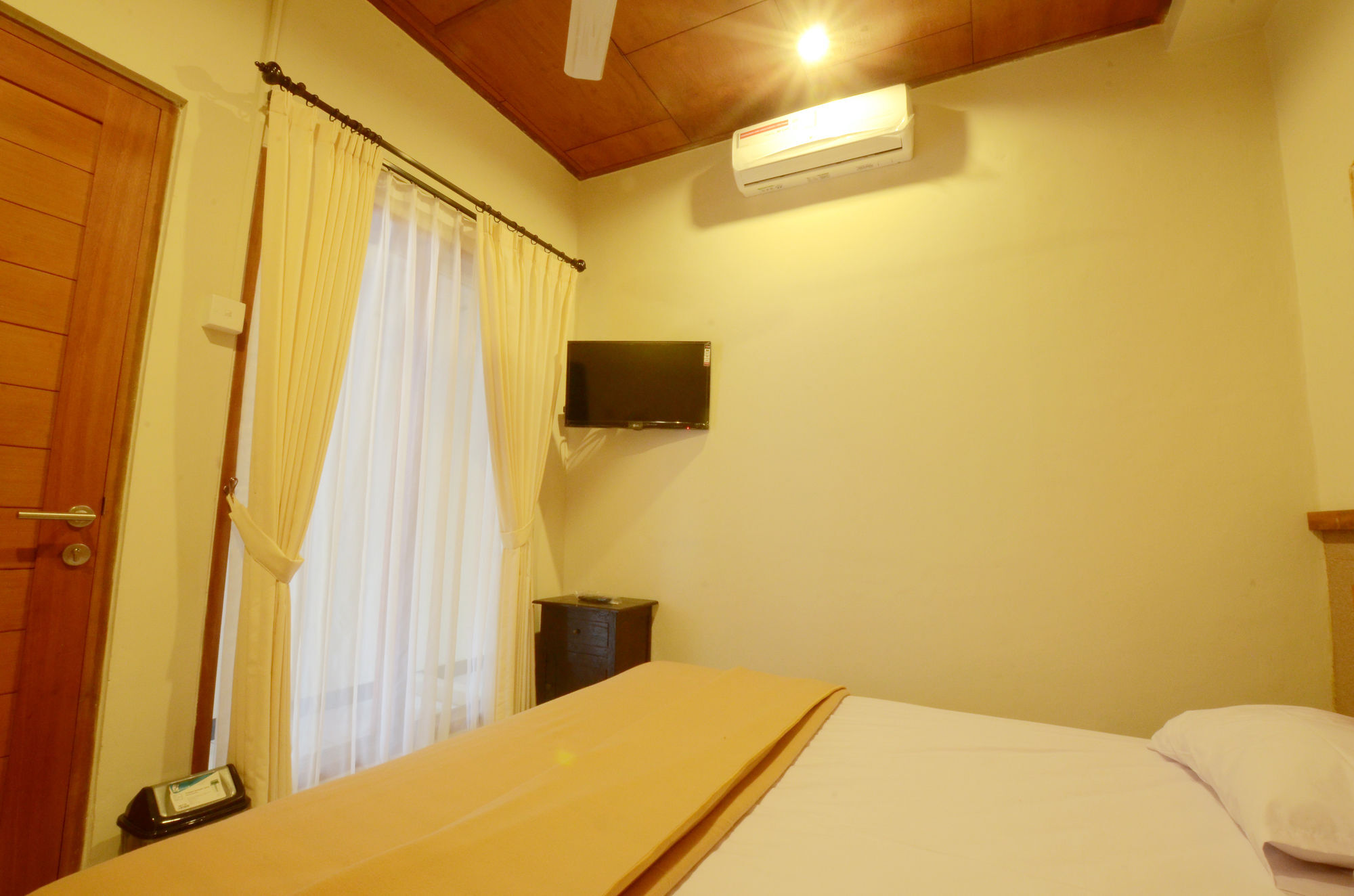 Kayu Dana Bedrooms & Pool サヌール 外观 照片